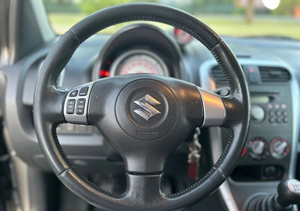 Suzuki Splash cena 20499 przebieg: 155000, rok produkcji 2012 z Ożarów Mazowiecki małe 277
